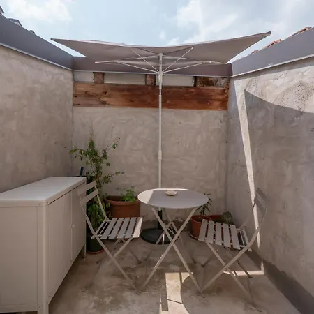 Appartamento Xenia - Attic In Chinatown