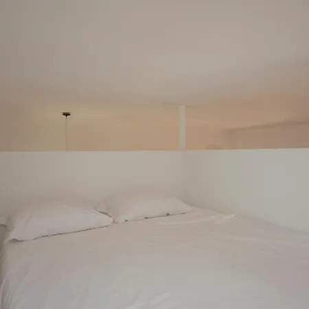 Xenia - Attic In Chinatown Apartment Milan